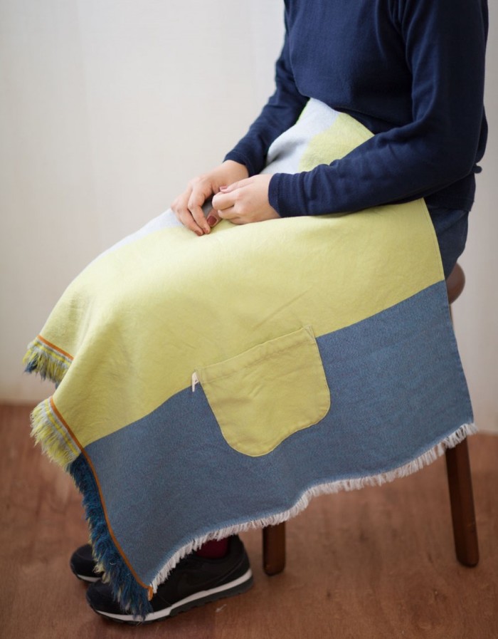 1本の糸作りから生まれる播州織。「hatsutoki」 の優しいシャツと