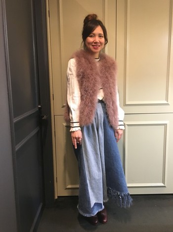 冬はあったか ファーベスト で ぬくぬくレイヤードコーディネートを楽しもう キナリノ