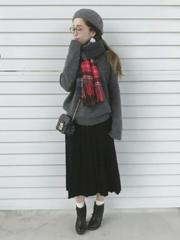 その巻き方どうなってるの 明日から使える 簡単 マフラーの巻き方 コレクション キナリノ