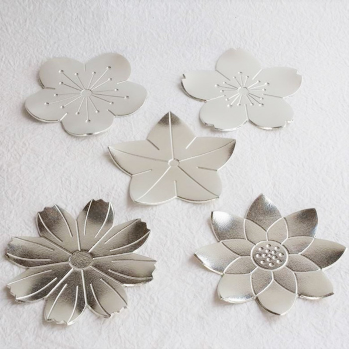 曲がる金属のテーブルウェア　能作（定価11,000円） アート作品のような佇まい。【能作】のテーブルウェア