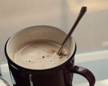 コーヒーブレイクやティータイムに、美しいピアノの音色にゆっくりと耳を傾けてみませんか?