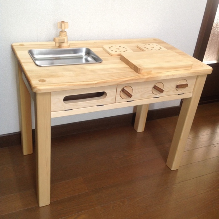 ままごとキッチンを簡単DIY♪インテリアにも馴染むかわいい本格