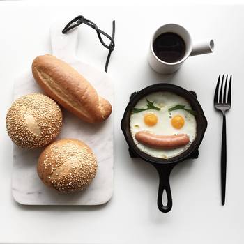 1人分の朝食作りをはじめ、副菜やお弁当のおかずなど、ちょっとした一品を作りたい時に大活躍。小さい分、熱のまわりが早いので、時短で調理できるのも嬉しい。