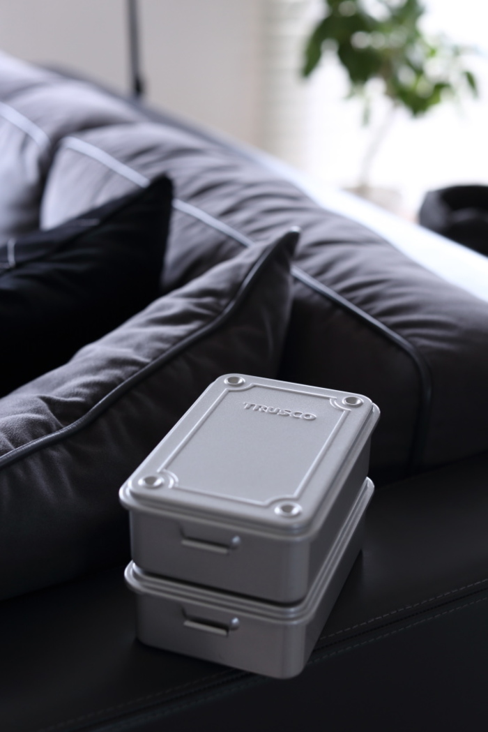 Trusco 工具ケース 工具箱 おすすめ プロ スチール製 工具箱 工具入れ 収納 整理 diy おすすめ 大工道具 ケース TRUSCO トラスコ中山 ツールチェスト 3段式 つや消しブラック T-533BK T533BK 販売 ルーペスタジオ - 通販 - Yahoo ショッピング