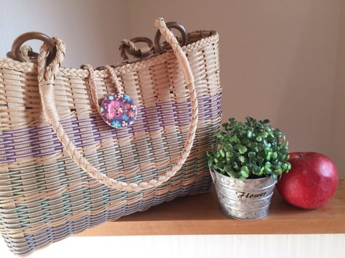 お出かけにも収納にも◎。紙バンドでお気に入りの「かご・バスケット