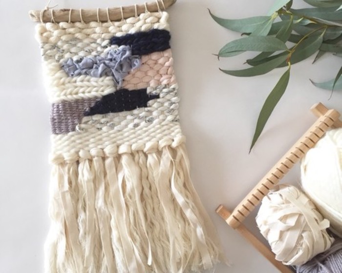 壁面に手作りの彩りを。【weaving / 手織物】はクリエイティブで新しい