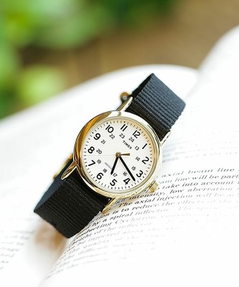 シンプルでいてファッション性も高いのにリーズナブルなWEEKENDER、もう買わなきゃ損です！