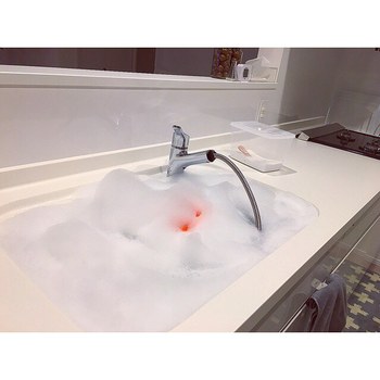 キッチンの水まわり掃除といえば"オキシクリーン"。すみずみまで綺麗になるので試している人がとっても多いです。