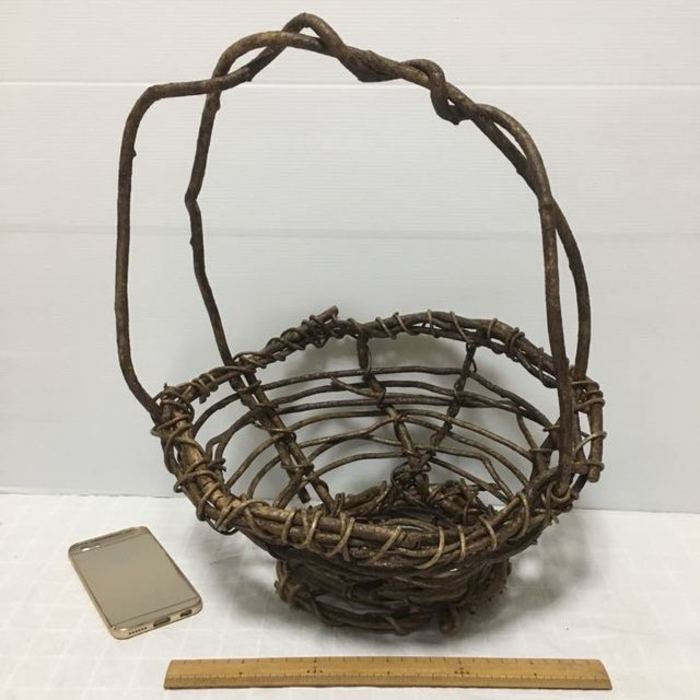 青森の伝統工芸。お部屋にお出かけに「あけび細工」のナチュラル