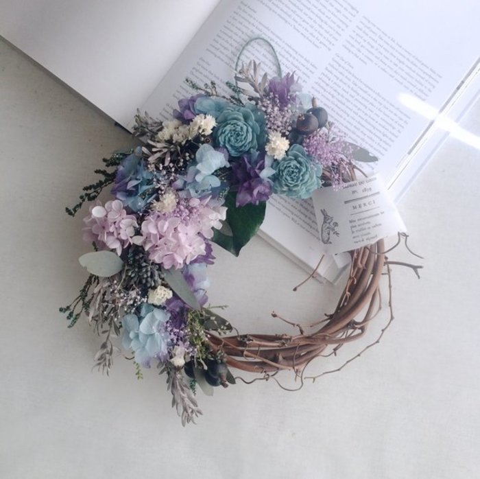 春が来た♪ お部屋を華やかに彩る｢春リース｣のアイデア集 | キナリノ 