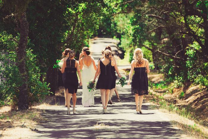 結婚式・二次会のファッションマナーとおすすめコーディネートをご紹介しました。マナーを踏まえつつ自分らしさを大切にしたお呼ばれコーディネートで、主役の新郎新婦を盛り上げてくださいね♪