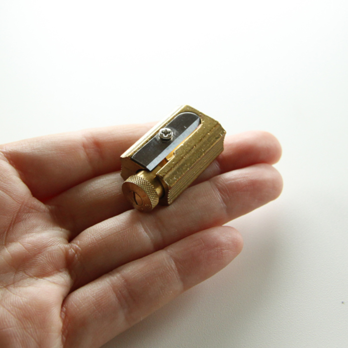 いつの時代も人気者！ロングセラーの実力派、“レトロ文房具”たちに