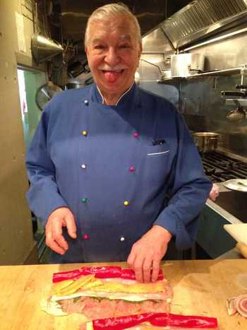 料理を手掛けているのは、イタリア人シェフ・ジェバンニさん。味へのこだわりはもちろん、その陽気な人柄も人気の理由のひとつ。今回は一度食べたら虜になる、そんなみんなに愛される『Don Giovanni』の魅力をご紹介します♪