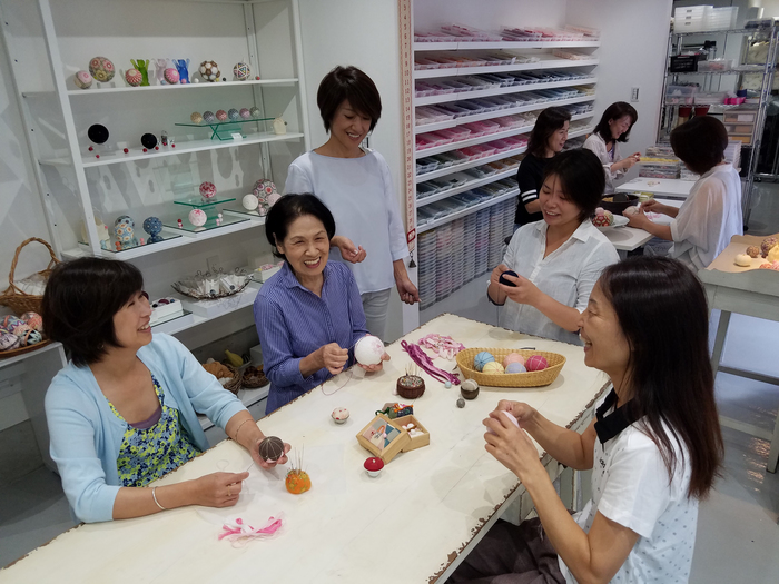 心がほんわか和む♪美と伝統が詰まった『讃岐かがり手まり』