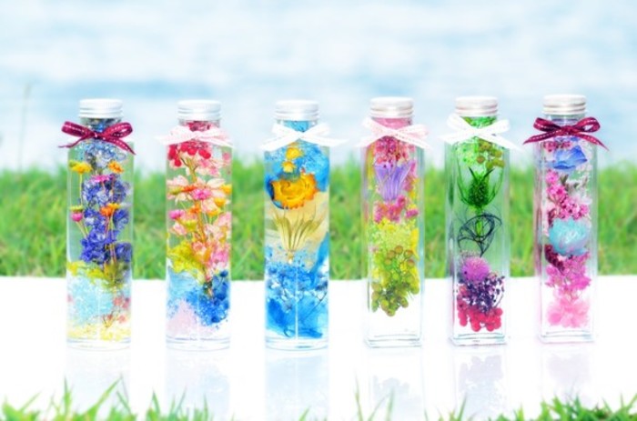 水中でゆらめく美しい草花♪植物標本「ハーバリウム」の癒しの世界[2