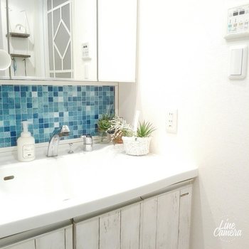 お風呂やユーティリティ、トイレなどの水まわりはこの時期に。これに合わせて新年から使うタオルやバスマットなどを新調してもいいですね。