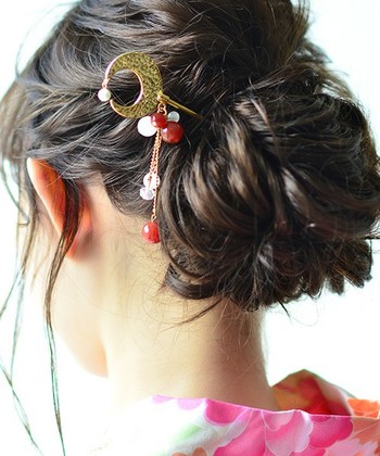 初詣で挑戦したい 着物 のこと 着付けやヘアアレンジの を解決 キナリノ