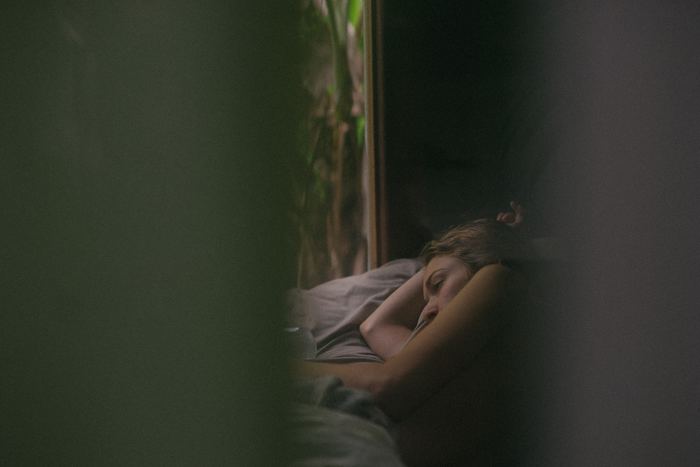 誰にでもある、なかなか寝付けない夜。
そんなとき、睡眠に「香り」を取り入れてみませんか?寝る前に癒し効果のある香りを枕元にシュッとひと吹き。きっと気持ちよく眠りにつけるばずです。