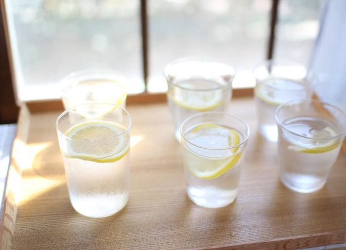 今まで当たり前だと思っていた水の存在ですが、知れば知るほどそのありがたみが身に染みます。日本は恵まれているといっても、資源には限りがあるもの。少しでも無駄なく大切に使っていきたいですね。