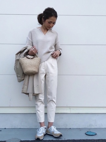 やわらかな ホワイトカラー でつくる 心も晴れやかになる春コーディネート集 キナリノ