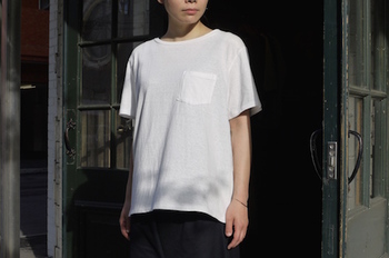 質感に注目 大人のための上質な コットンtシャツ の選び方 おすすめブランド4選 キナリノ