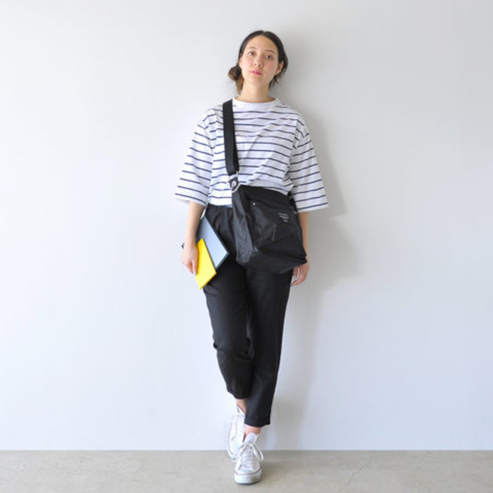 美品 PAL マリメッコ ショルダーバッグ 美品】marimekko PAL ブラック ショルダーバッグ 美品 マリメッコ マリメッコpalショルダーバッグ