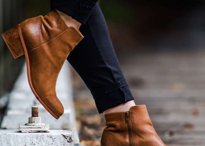 この秋、“ほっこり”はお休みしよ。「トレンド小物」が決め手！大人のナチュラルコーデ