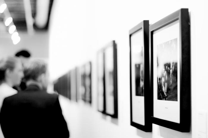 アートや映画、骨董品…。
今年の芸術の秋には、自分の考えや人生を変えてしまうような、素敵な作品と出会いたい!
でも、世の中にはたくさんの作品がありすぎて、どうやって探したらいいのか途方にくれてしまいますよね。
