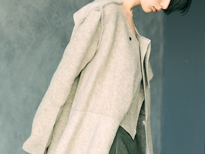 この秋、“ほっこり”はお休みしよ。「トレンド小物」が決め手！大人のナチュラルコーデ