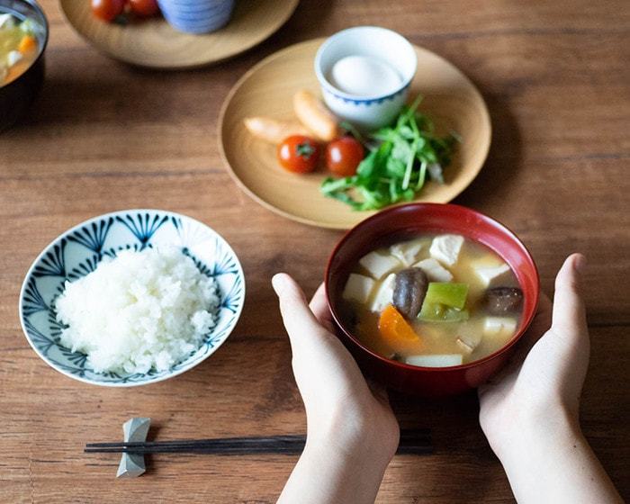 TSUMUGI - モノとコト - デザイン情報サイト[JDN] TSUMUGI 一汁三菜椀