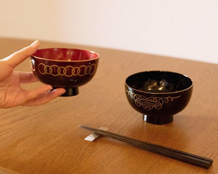 黒赤花柄漆器の椀×20個 夫婦椀 Sakura ペア飯椀 黒・赤 2客セット 木製 漆塗り 12-03502