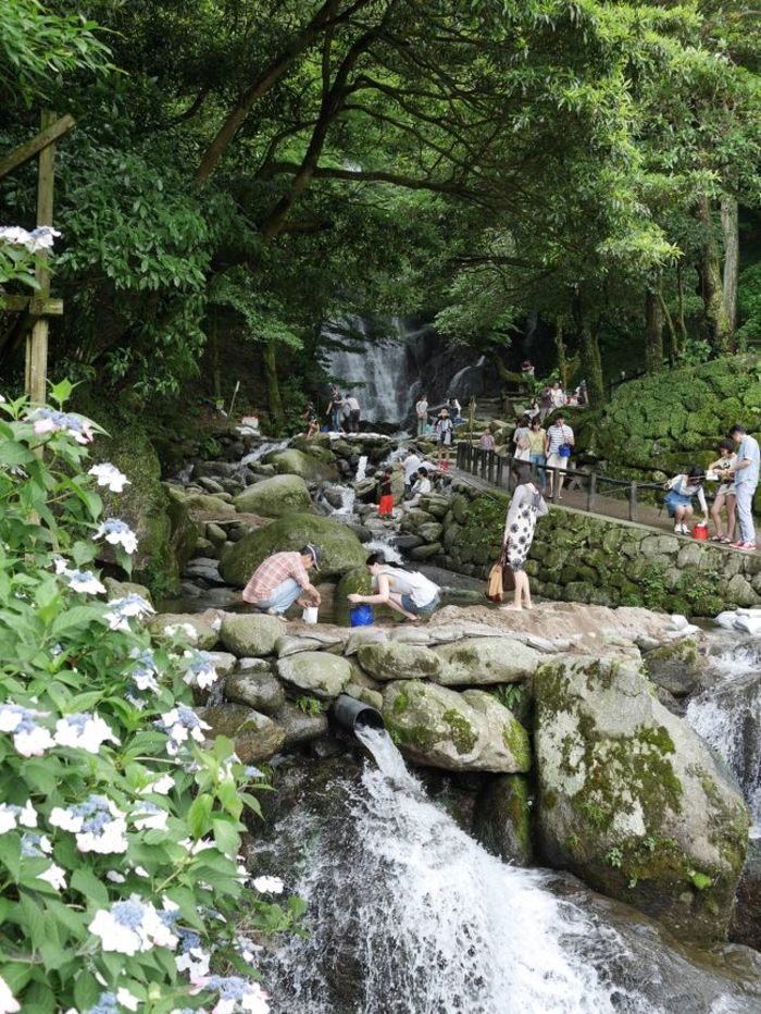 軽井沢だけじゃない!?全国にある【白糸の滝】マップ | キナリノ