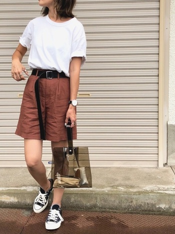 お久しぶりの ハーフパンツ コーデ 大人っぽく素敵に着こなしませんか キナリノ