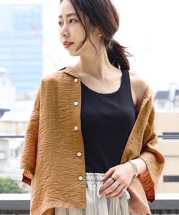 Onもoffもヘビロテ 種類で選ぶ 襟付きシャツ アイテム 涼しげに着こなすコツ キナリノ