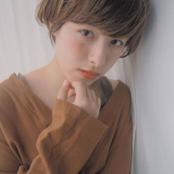大人が楽しむ2019年の『秋メイク』。パーツごとにトレンドをチェック