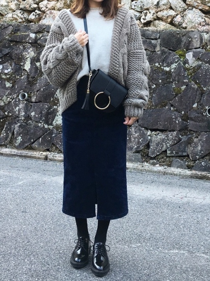 スカート派もパンツ派も♪私らしく着こなす、幼く見えない