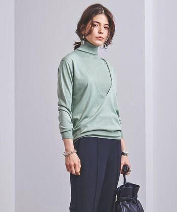 今年はカラーニットが主役 きれい色 を私らしく着こなすニットコーデ帖 キナリノ