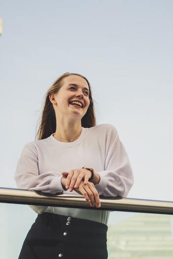一方で自分の成長を目指すのであれば、誰と比べる事もなく自分に磨きをかけるのみです。昨日より少しでも成長できるように頑張る、とポジティブに考えることでモチベーションを保つことができるでしょう。