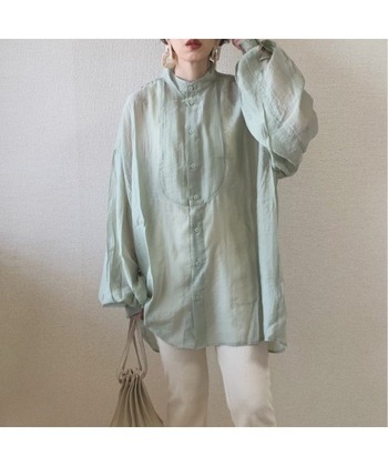 春らしくて大人っぽい 今季トレンドの ペールグリーン を取り入れて キナリノ