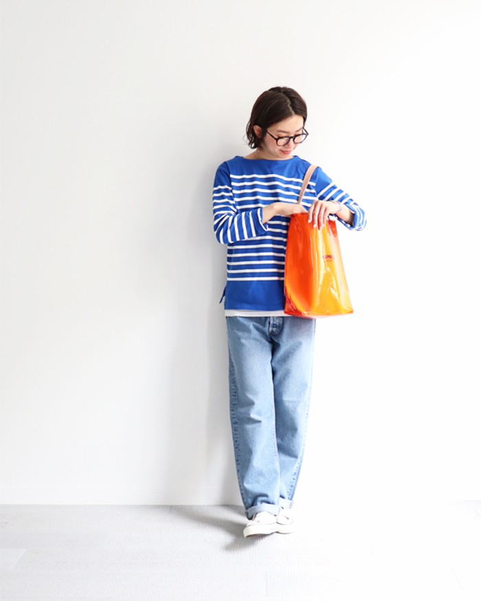 ボーダートップス」の春夏秋冬コーデ集。定番服のおしゃれな着こなし 