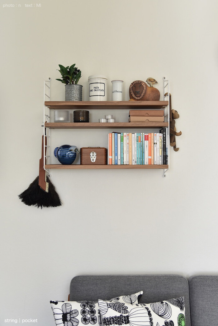 すっきりと機能的。「ウォールシェルフ」を使った、海外風インテリア