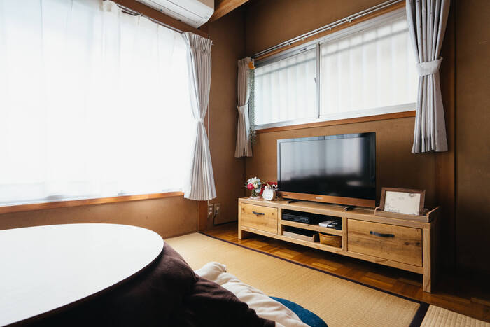 テレビ台」をDIY!デザイン&収納にこだわった作り方アイデア | キナリノ