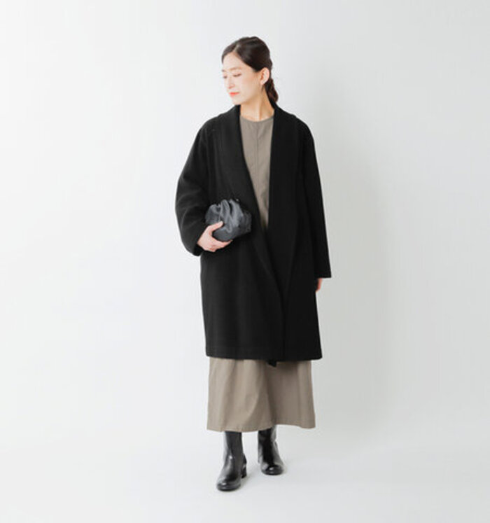 1着欲しい、永遠の定番。「大人のブラックコート」カタログ[3ページ目
