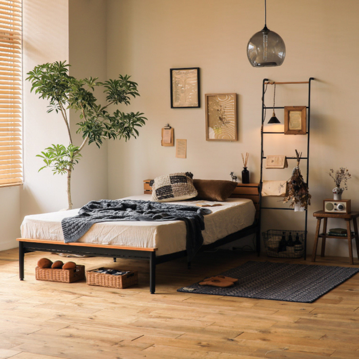 省スペースのディスプレイ収納「ラダーラック」のおしゃれ活用術