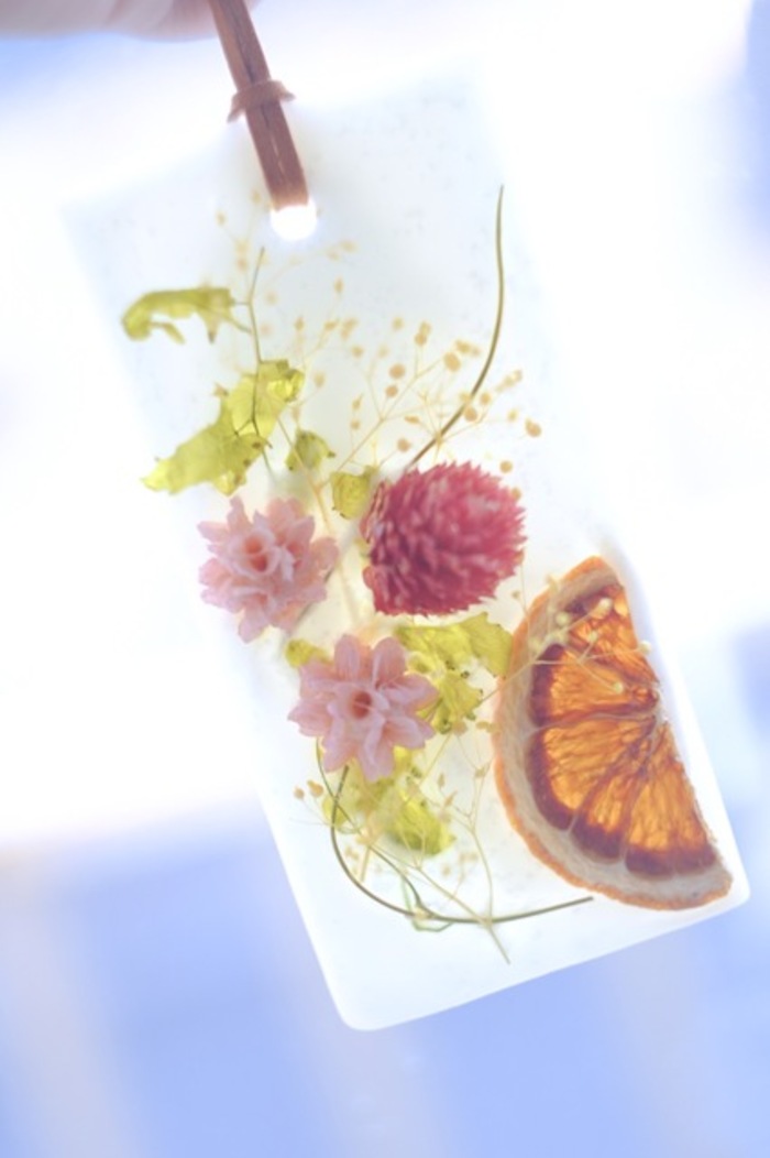 匂い袋「サシェ」の作り方。ハーブやお花をつめ込んで手作りしよう