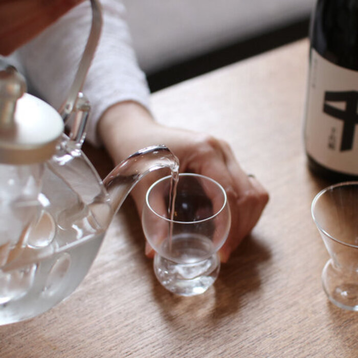 夏の食卓に清涼感を＊『ガラス』を使った素敵な食器カタログ | キナリノ