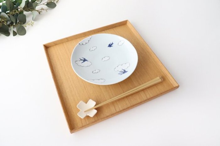 さえずりが聞こえてきそう♪愛らしい「鳥のお皿」をお迎えしませんか