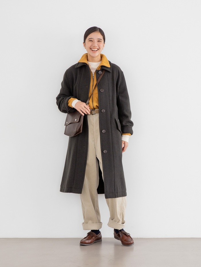 大人カジュアルの定番ボトムス「コーデュロイパンツ」の着回し | キナリノ