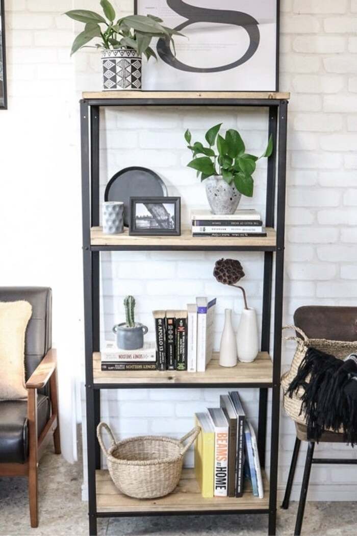 本は本棚”にとらわれないで！お部屋が垢抜けて見えるおしゃれな「本の