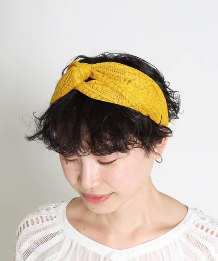 ヘアバンドの長さ別スタイル集！おしゃれな付け方&アレンジまとめ 
